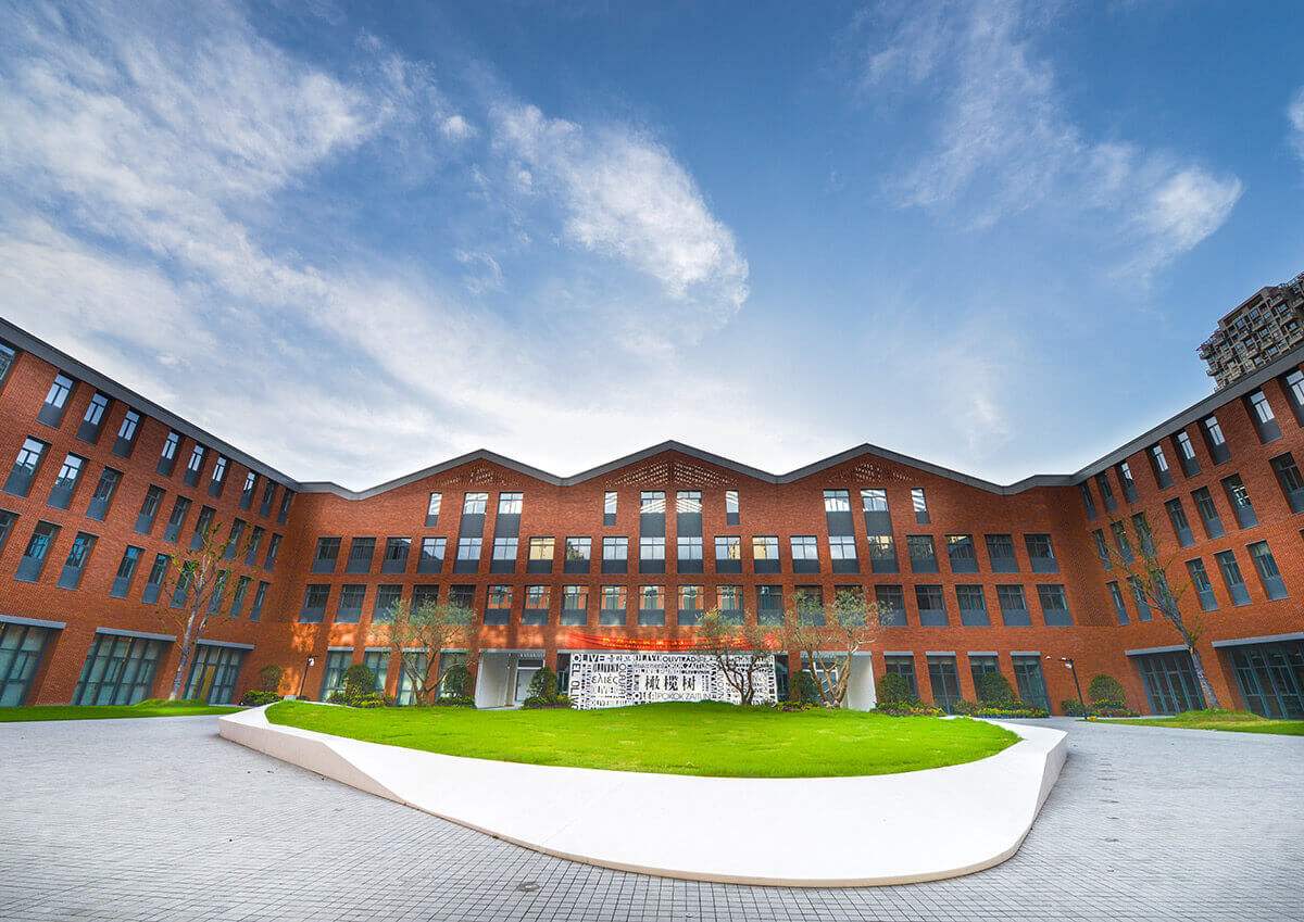 樂山廣播電視大學(xué)金口河分?！鸽姶蟆?></a></div>
          <dl>
              <dt><a href=