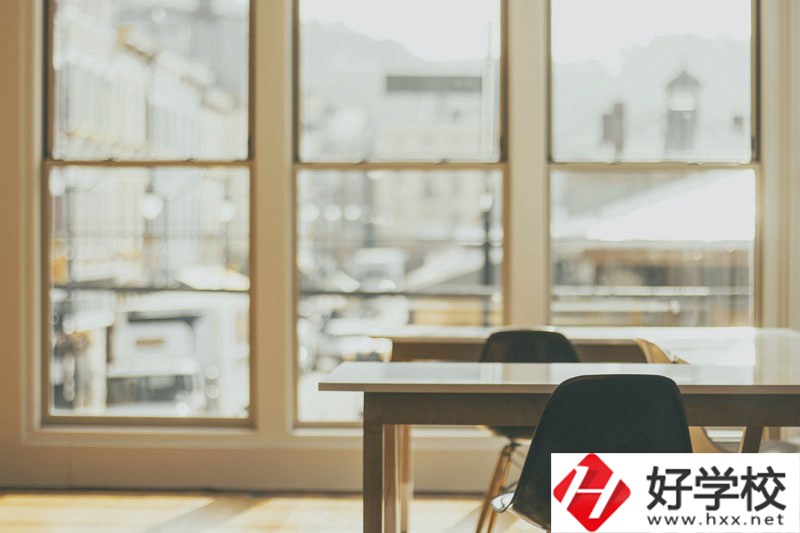 長沙學(xué)幼師專業(yè)的中職學(xué)校有哪些？