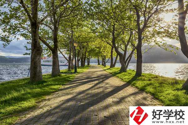 湖南瀟湘信科技工學(xué)校如何？有哪些資助政策？
