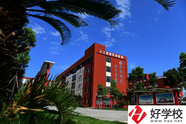 岳陽排名靠前的公辦中專有哪些？有什么辦學優(yōu)勢？
