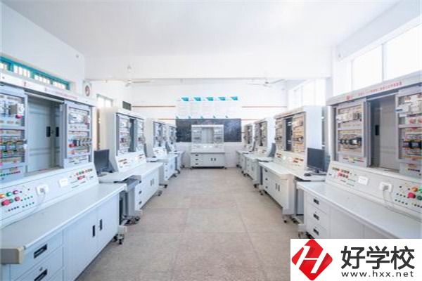 邵陽(yáng)設(shè)計(jì)重點(diǎn)中專有哪幾所？有什么辦學(xué)特色？