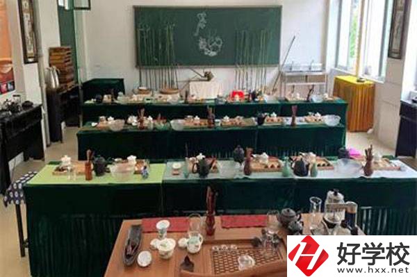 張家界的公辦中專學(xué)校有哪些？可以學(xué)什么專業(yè)？