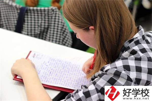 湖南參加中考對選職校的重要性，怎么才能選到好學校？