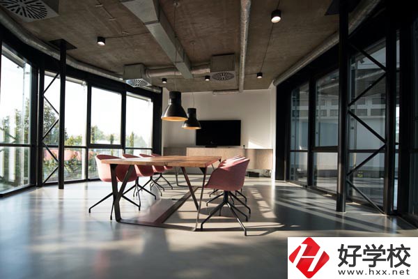 湖南育才技工學(xué)校設(shè)有哪些專業(yè)？就業(yè)方向如何？