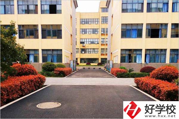 平江縣職校真的有“辣條”專(zhuān)業(yè)嗎？畢業(yè)能干什么？