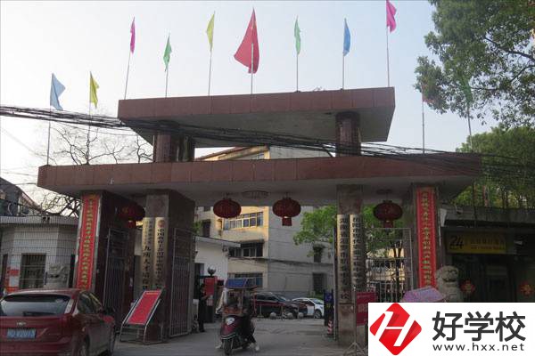 岳陽最好的中專是哪一所？學校推薦學習哪些專業(yè)？