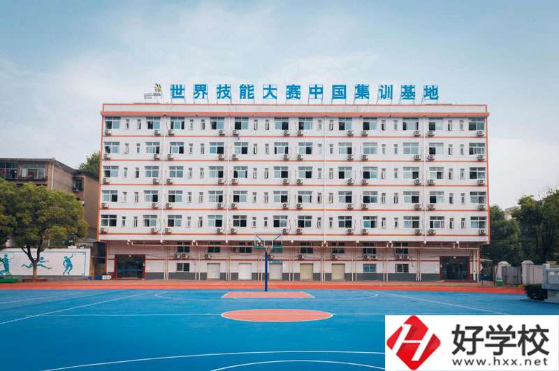 長沙建筑工程學校值不值得報考？從三個方面進行分析