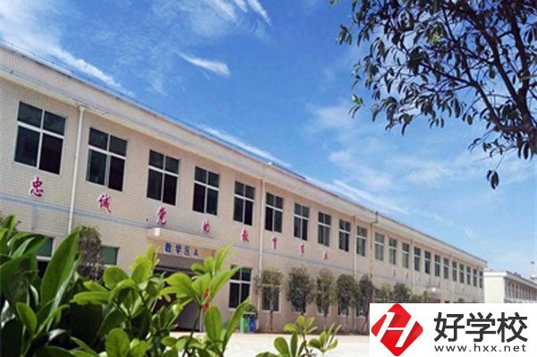 長沙益立中等職業(yè)學校的辦學條件怎么樣？