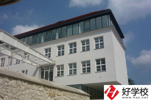 郴州市理工職業(yè)技術(shù)學校怎么樣？有哪些辦學特色？