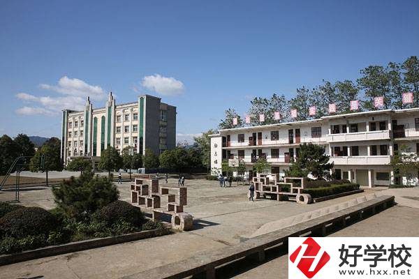 溆浦縣職業(yè)中等專業(yè)學(xué)校有哪些熱門專業(yè)？