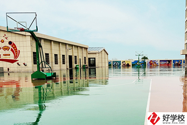 岳陽市江南通信職業(yè)學(xué)校有哪些專業(yè)？就業(yè)如何？