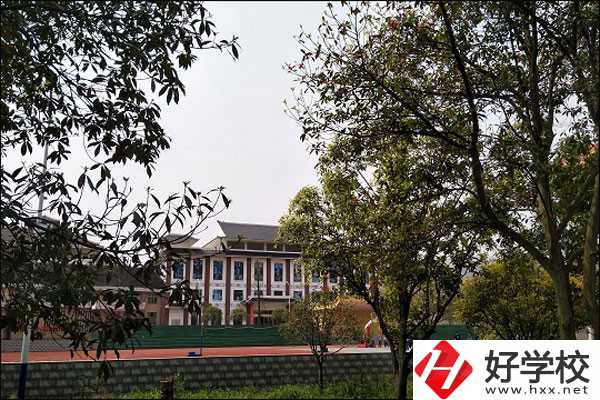 邵陽電商中專有哪些？管理如何？