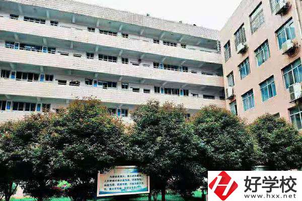 岳陽(yáng)市網(wǎng)絡(luò)工程職業(yè)學(xué)院怎么樣？就業(yè)情況如何？