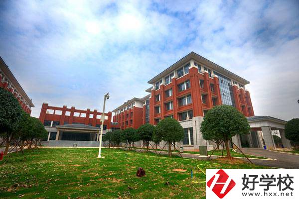 湖南初中生可以上公辦大專嗎？中職生上大專要求高嗎？