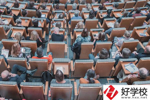 永興縣職業(yè)中專學(xué)校航空服務(wù)專業(yè)怎么樣？