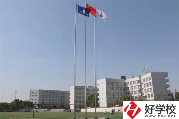 湖南的高中包括職高嗎？有優(yōu)質(zhì)職高可以推薦嗎？