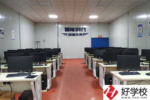 岳陽市建設(shè)科技職業(yè)技術(shù)學(xué)校有什么辦學(xué)特色？