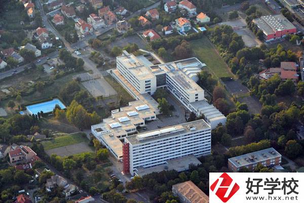 益陽有比較好的私立職校嗎？可以學什么專業(yè)？