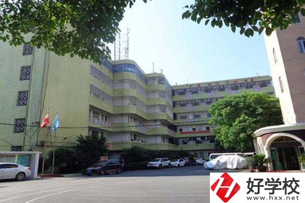 想學(xué)中餐烹飪專業(yè)，看看衡陽這所學(xué)校