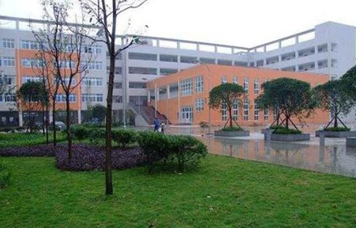 勐?？h職業(yè)中學