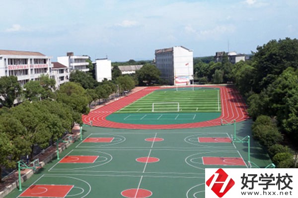 益陽市綜合職業(yè)中等專業(yè)學(xué)校收費(fèi)貴不貴？