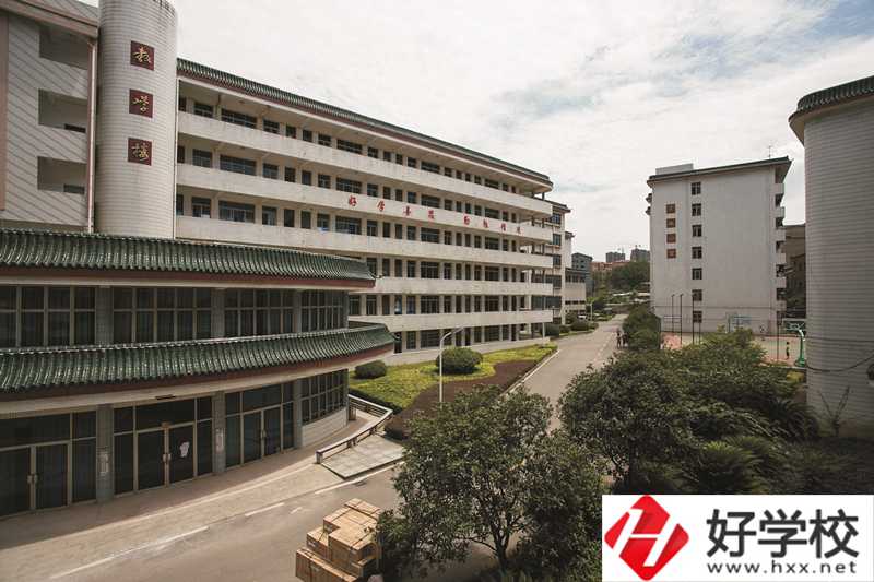 中考后讀衡陽(yáng)市信息網(wǎng)絡(luò)工程學(xué)校，可以學(xué)什么專(zhuān)業(yè)？