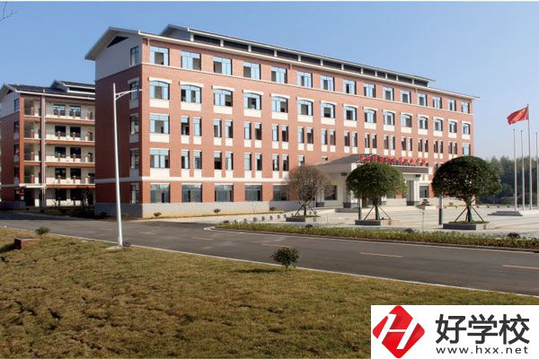 長沙市湘都中等職業(yè)學(xué)校收費(fèi)標(biāo)準(zhǔn)怎么樣？