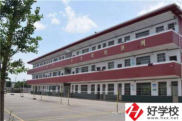 新田縣技工學(xué)校有哪些辦學(xué)優(yōu)勢？技校值不值得就讀？