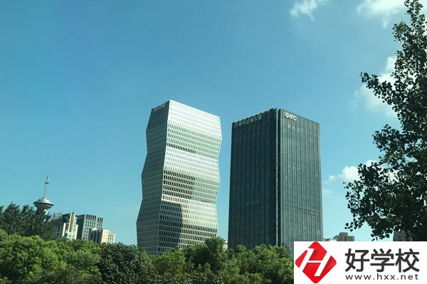 株洲生物工程中專學(xué)計算機專業(yè)怎么樣？