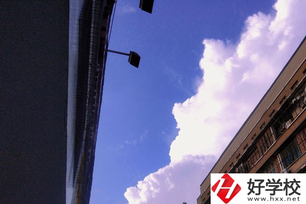 岳陽縣職業(yè)中專學(xué)校怎么樣？好不好就業(yè)？
