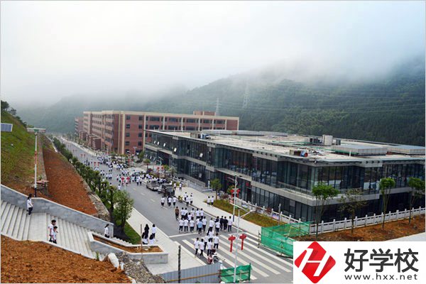 安化縣職業(yè)中專(zhuān)學(xué)校好就業(yè)嗎？師資力量怎么樣？