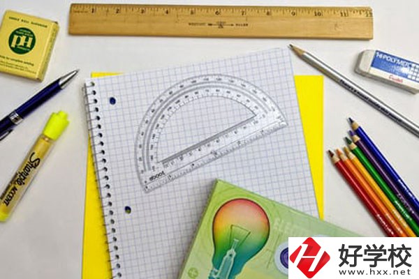 懷化市新華職業(yè)學(xué)校怎么怎么樣？宿舍好不好？