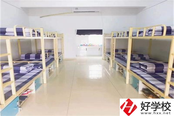 長沙經(jīng)貿(mào)職業(yè)中專有哪些招生專業(yè)？有哪些辦學(xué)優(yōu)勢？