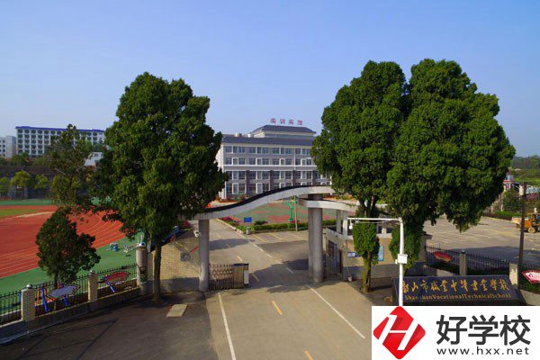 韶山市職業(yè)中等專業(yè)學(xué)校的專業(yè)怎么樣？有哪些優(yōu)秀教師？