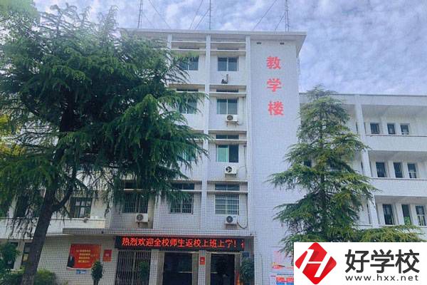 株洲鐵路機(jī)電職業(yè)技術(shù)學(xué)校的辦學(xué)特色有哪些？