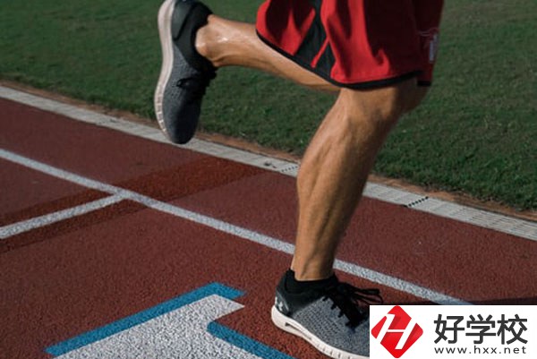 湖南省經(jīng)濟(jì)貿(mào)易職業(yè)中專學(xué)校好不好？宿舍怎么樣？