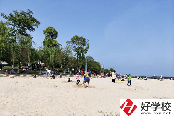 婁底有哪些公辦中職學(xué)校？10所婁底公辦中職學(xué)校簡(jiǎn)介
