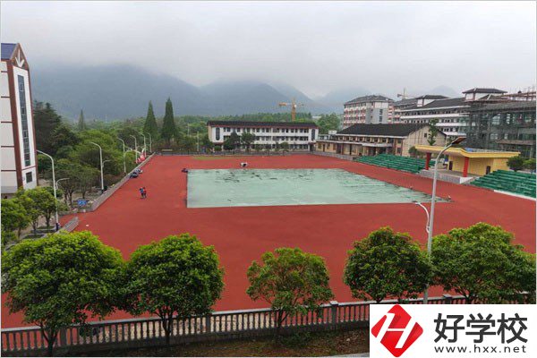邵陽(yáng)電商中專(zhuān)有哪些？管理如何？