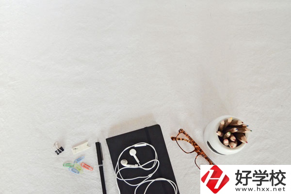 湖南省道縣師范學(xué)校好不好？什么專業(yè)女生最多？