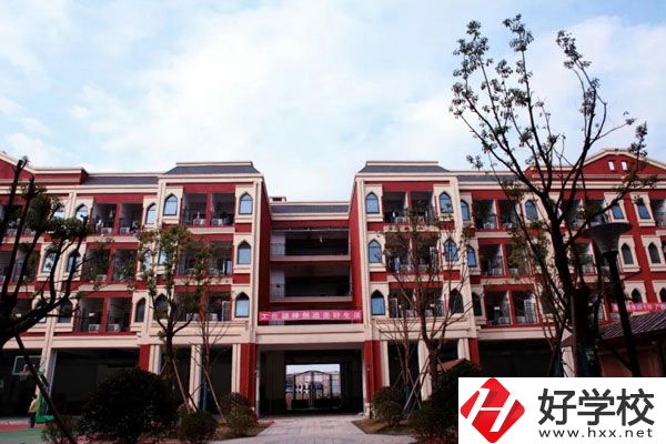 長沙湘麓醫(yī)藥中等職業(yè)技術(shù)學(xué)校中藥專業(yè)怎么樣？