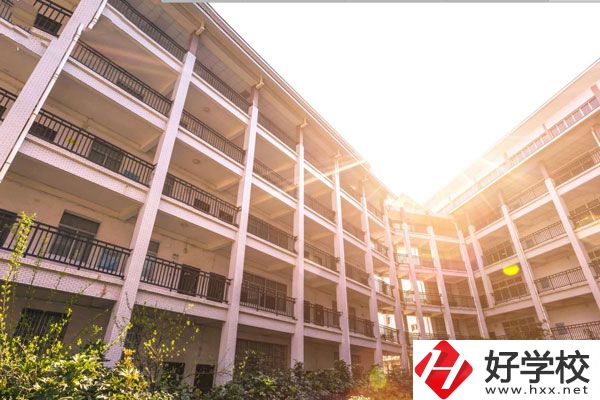 從就業(yè)前景來看，湘西自治州技工學校是否值得報考？