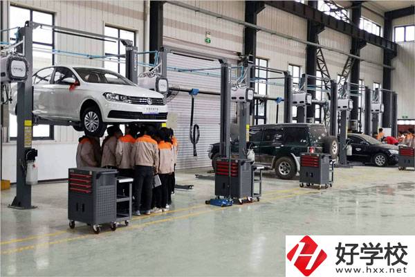 婁底市哪所技校比較好？有哪些專業(yè)？