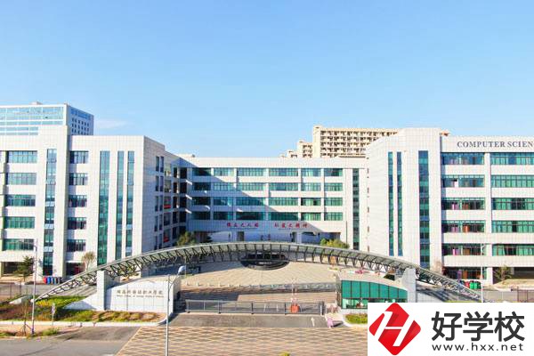 長(zhǎng)沙有可以推薦的民辦五年制大專嗎？有什么優(yōu)勢(shì)？