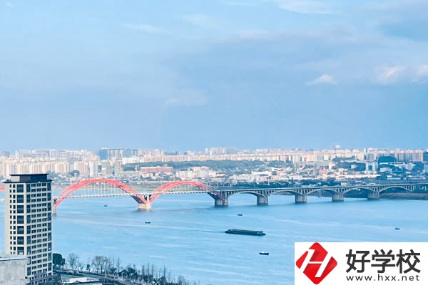 湖南建筑高級(jí)技工學(xué)校專業(yè)怎么樣？