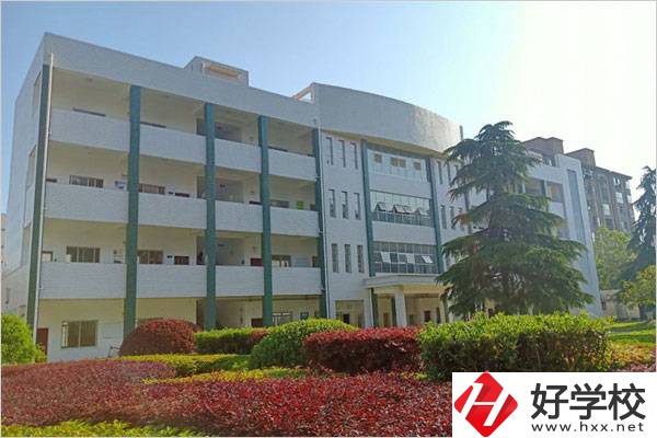 常德技校怎么樣？就讀技?？梢陨龑W(xué)嗎？