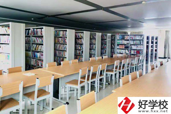 長沙市現(xiàn)代商貿(mào)中等職業(yè)學(xué)校是民辦嗎？師資力量如何？
