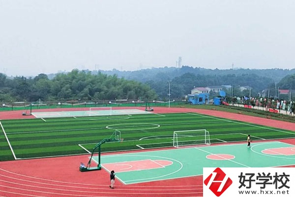 湖南華中工業(yè)技工學(xué)校好不好？