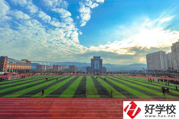 張家界有沒有航空職校？有什么報(bào)考條件？