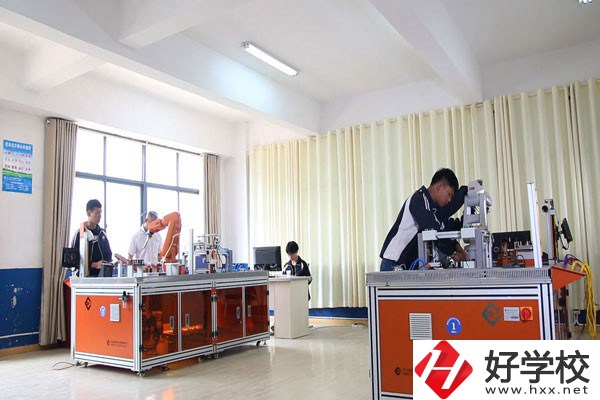 湘潭縣職業(yè)技術(shù)學(xué)校有哪些辦學(xué)特色，招生要求有哪些？