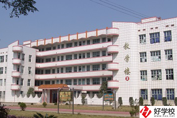沅江市職業(yè)中專學(xué)校有什么辦學(xué)特色？